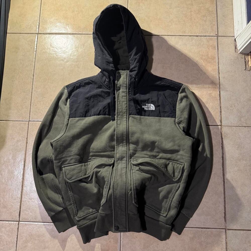 Vintage y2k the north face jacket Size XL in Mens